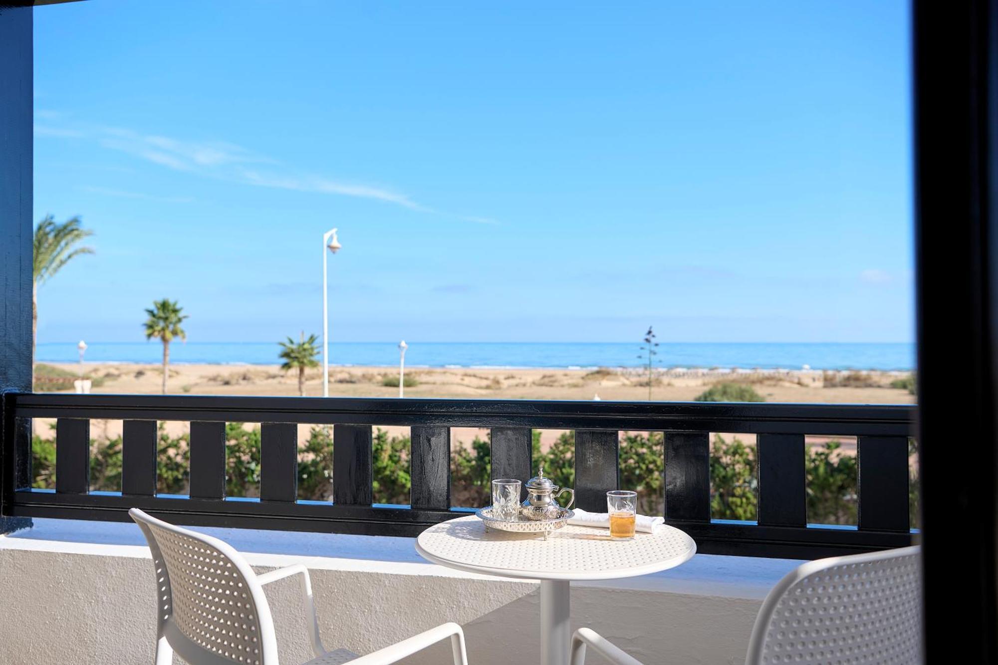 Iberostar Saidia Hotel Bagian luar foto View of the beach from the hotel